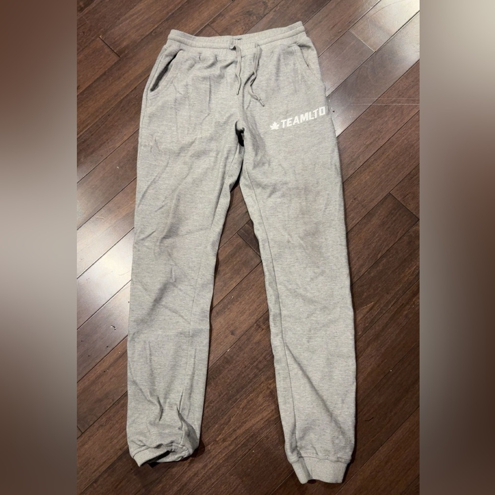 Women’s Team LTD Joggers - Size Small